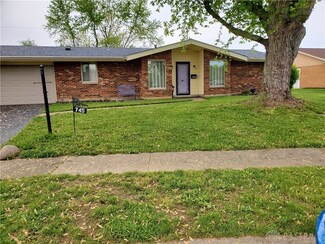 745 Ellsworth Dr, Dayton, OH 45426