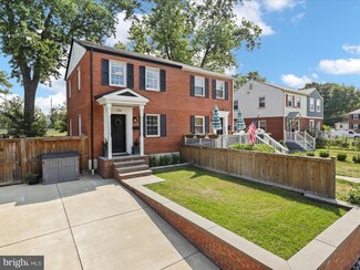 2106 Arlington Terrace, Alexandria, VA 22303