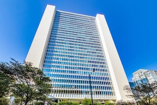 500 W Superior St Unit 612, Chicago, IL 60654