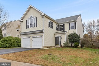 57 Greenbrook Dr, Columbus, NJ 08022