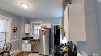 200 Harvard St Unit 2, Cambridge, MA 02139