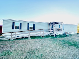 179 County Road 3343, Omaha, TX 75571