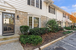 136 Peachtree Memorial Dr NW Unit RI-2, Atlanta, GA 30309