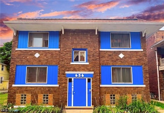 656 E 106th St, Cleveland, OH 44108