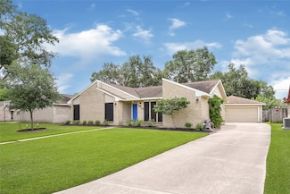 9919 Greencreek Dr, Houston, TX 77070