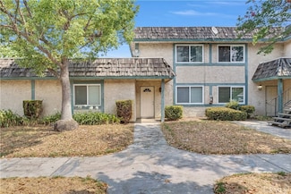 2535 Gonzaga Ln, Riverside, CA 92507
