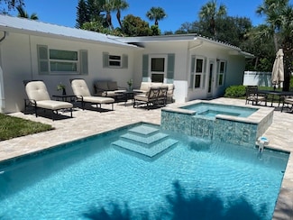 3816 Mockingbird Dr, Vero Beach, FL 32963