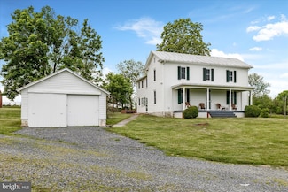 5452 Middle Rd, Winchester, VA 22602