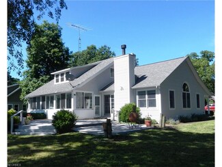 115 Toledo Ave, Put In Bay, OH 43456