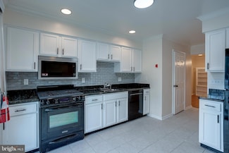 2208 Saxony Dr Unit 2208, Mount Laurel, NJ 08054