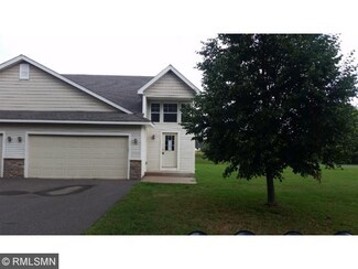 5684 Sherman Oaks Rd, Stacy, MN 55079