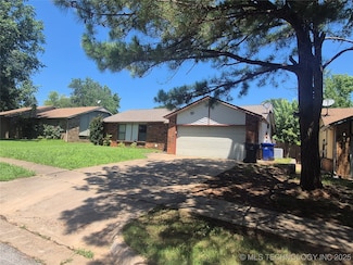 402 E Waco Place, Broken Arrow, OK 74011