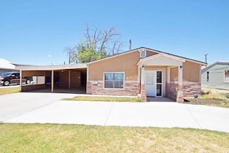 116 N Maple St, Kermit, TX 79745
