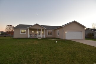 29800 New Castle Dr, Elkhart, IN 46514