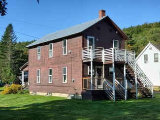 30 Summer St, Northfield, VT 05663