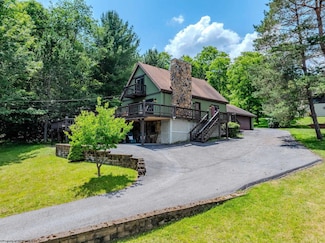 2425 W Alpine Dr, Terra Alta, WV 26764