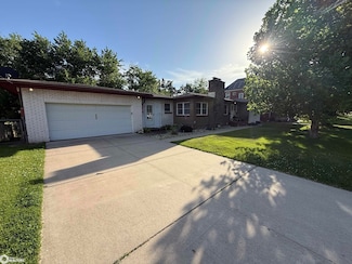 2025 Sunnyside Ave, Burlington, IA 52601