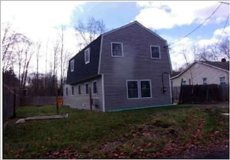 13 Crestwood Rd, Carmel, NY 10512
