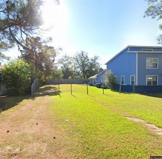 2736 Thomas Blvd, Port Arthur, TX 77640