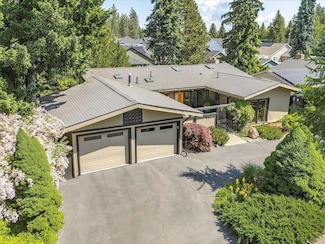 2111 E 34th Ave, Spokane, WA 99203
