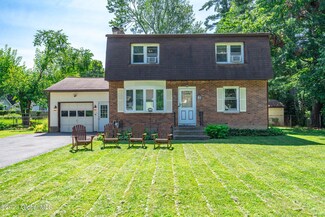 4 Loren Ave, Albany, NY 12203