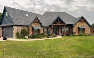 212 Paris Ave, Durant, OK 74701