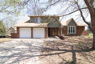 2500 N Cedar Crest Dr, Wichita, KS 67223