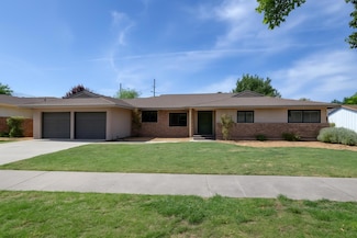 136 E Simpson Ave, Fresno, CA 93704