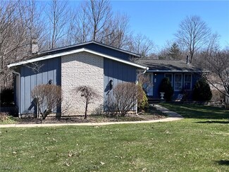 461 Eldridge Rd, Aurora, OH 44202