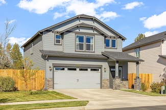 2535 NW Upas Way, Redmond, OR 97756