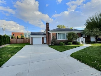 633 Kings Hwy, Buffalo, NY 14226