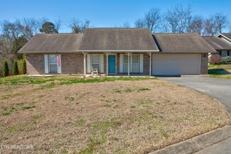 2041 Southern Oaks Dr, Maryville, TN 37801