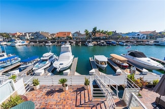 3310 Tempe Dr, Huntington Beach, CA 92649