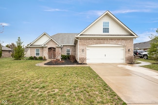 7236 Sunset Point Dr, Indianapolis, IN 46259
