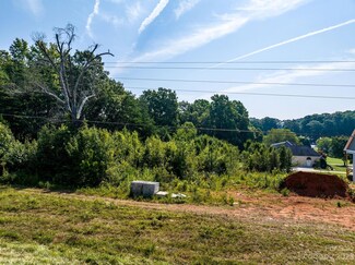 229 Golf Course Rd Unit 4, Maiden, NC 28650