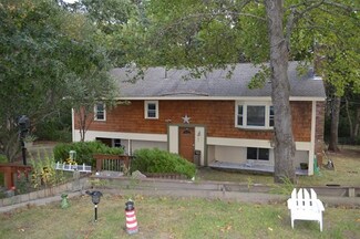 6 Shangri la Blvd, East Wareham, MA 02538