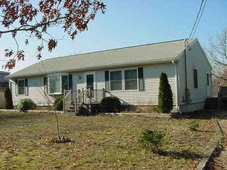 62 Jernegan Ave, Edgartown, MA 02539