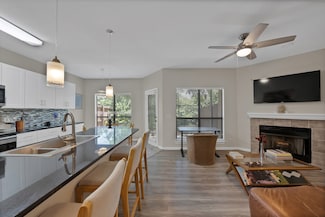 7340 Skillman St Unit 1218, Dallas, TX 75231