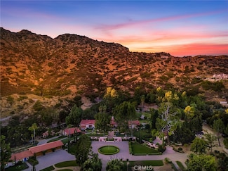 22637 La Quilla Dr, Chatsworth, CA 91311