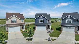 130 Baycrest Ct, Saint Charles, MO 63301