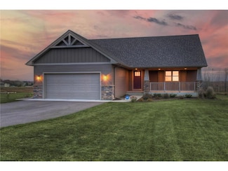 1643 102nd Ave, Hammond, WI 54015