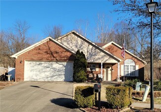7547 Eagle Ridge Dr, Sellersburg, IN 47172