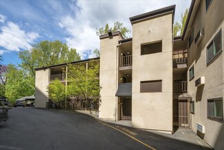 707 W 6th Ave Unit 35, Spokane, WA 99204