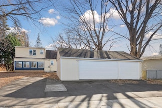 5183 Independence St, Maple Plain, MN 55359