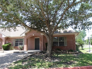 1702 Deacon Dr Unit 101, College Station, TX 77845