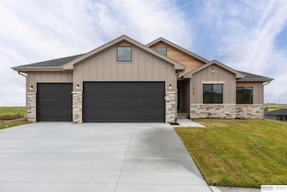 22108 Mcclellan Dr, Gretna, NE 68028