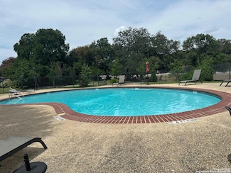 11610 Vance Jackson Rd, San Antonio, TX 78230