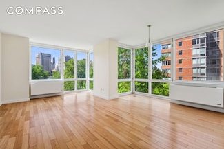415 Main St Unit 4G, New York, NY 10044