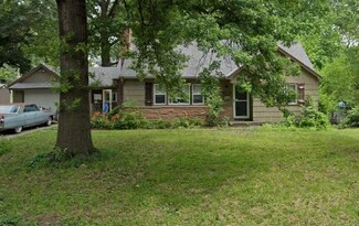 5113 N Brooklyn Ave, Kansas City, MO 64118