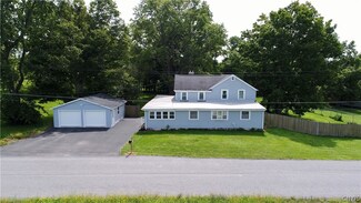 3318 Bibbens Rd, Weedsport, NY 13166